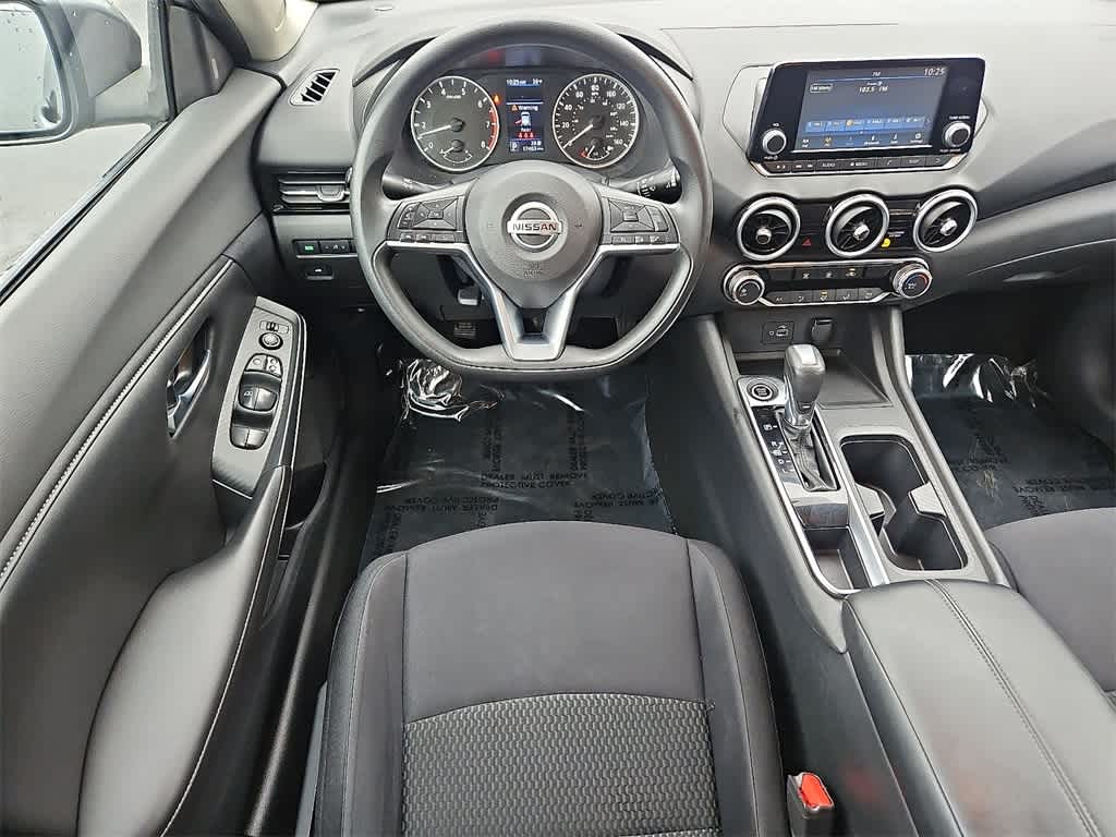 Thumbnail: 2020 Nissan Sentra - 10