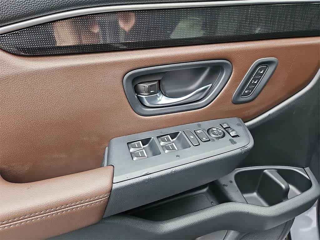 Thumbnail: 2023 Honda Pilot - 9