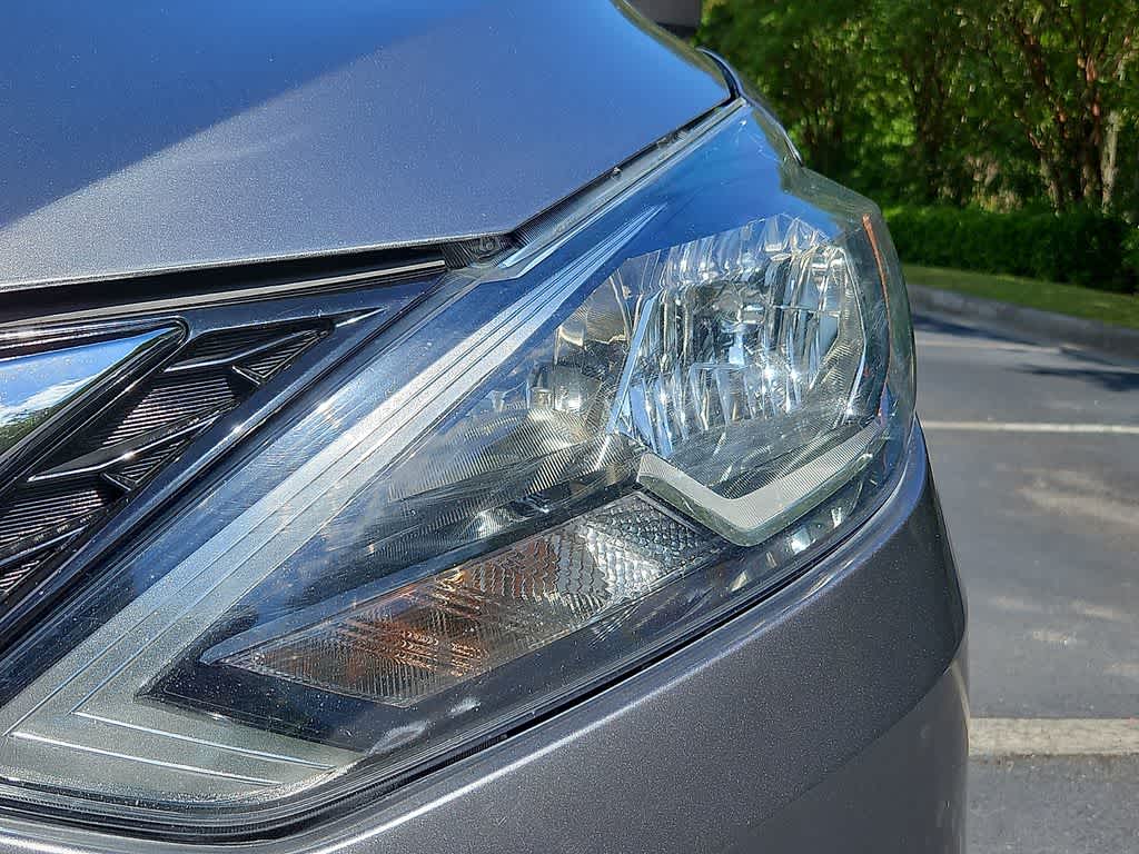 Thumbnail: 2019 Nissan Sentra - 9