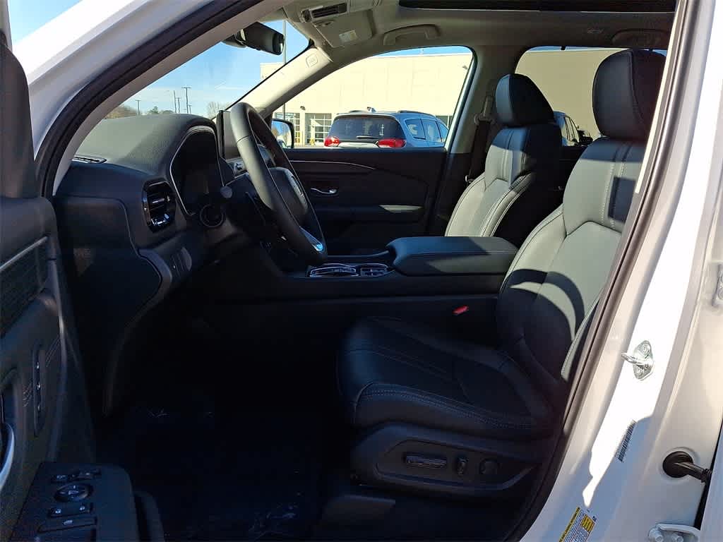 Thumbnail: 2026 Honda Pilot - 11