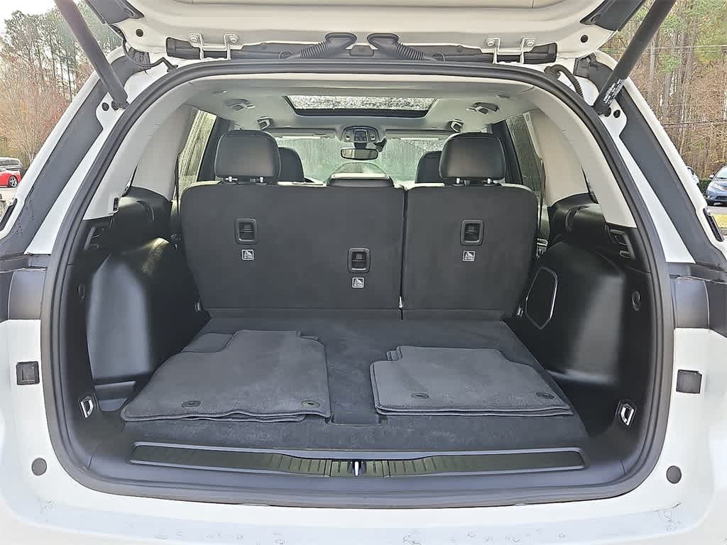 Thumbnail: 2022 Jeep Grand Cherokee - 29