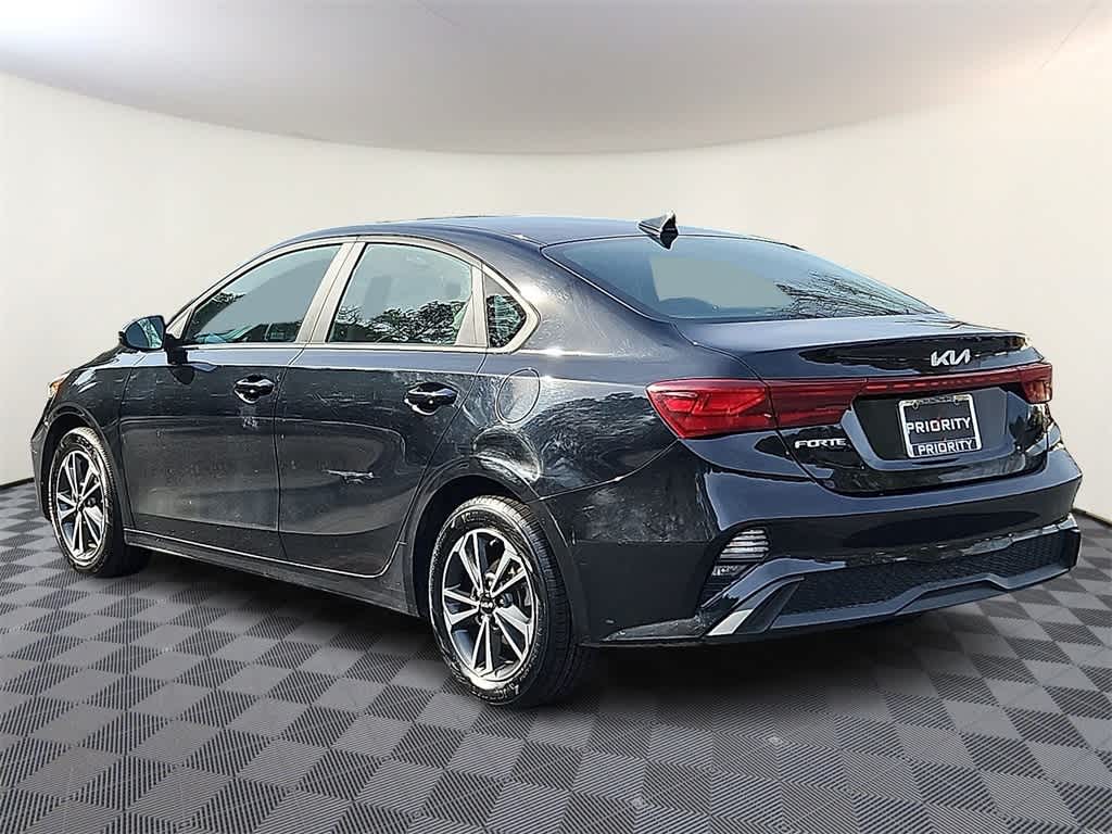 Thumbnail: 2024 Kia Forte - 5