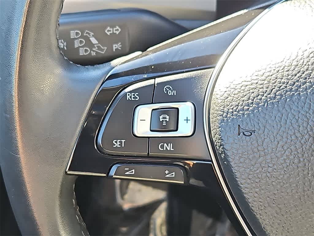 Thumbnail: 2022 Volkswagen Passat - 19