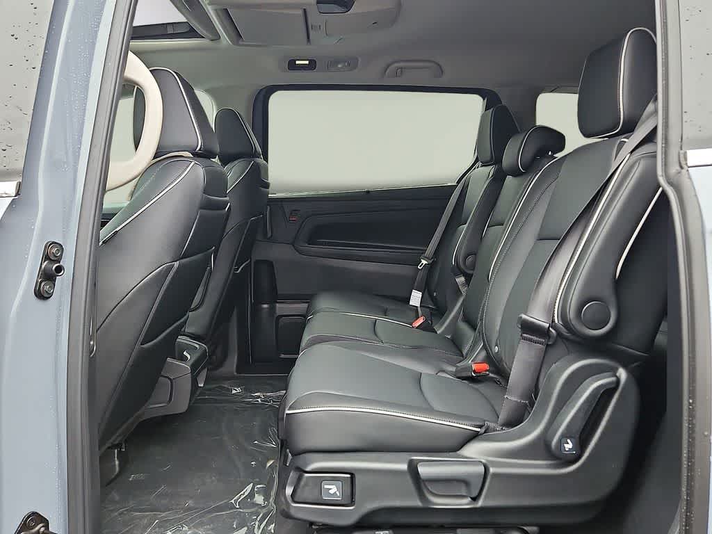 Thumbnail: 2026 Honda Odyssey - 6