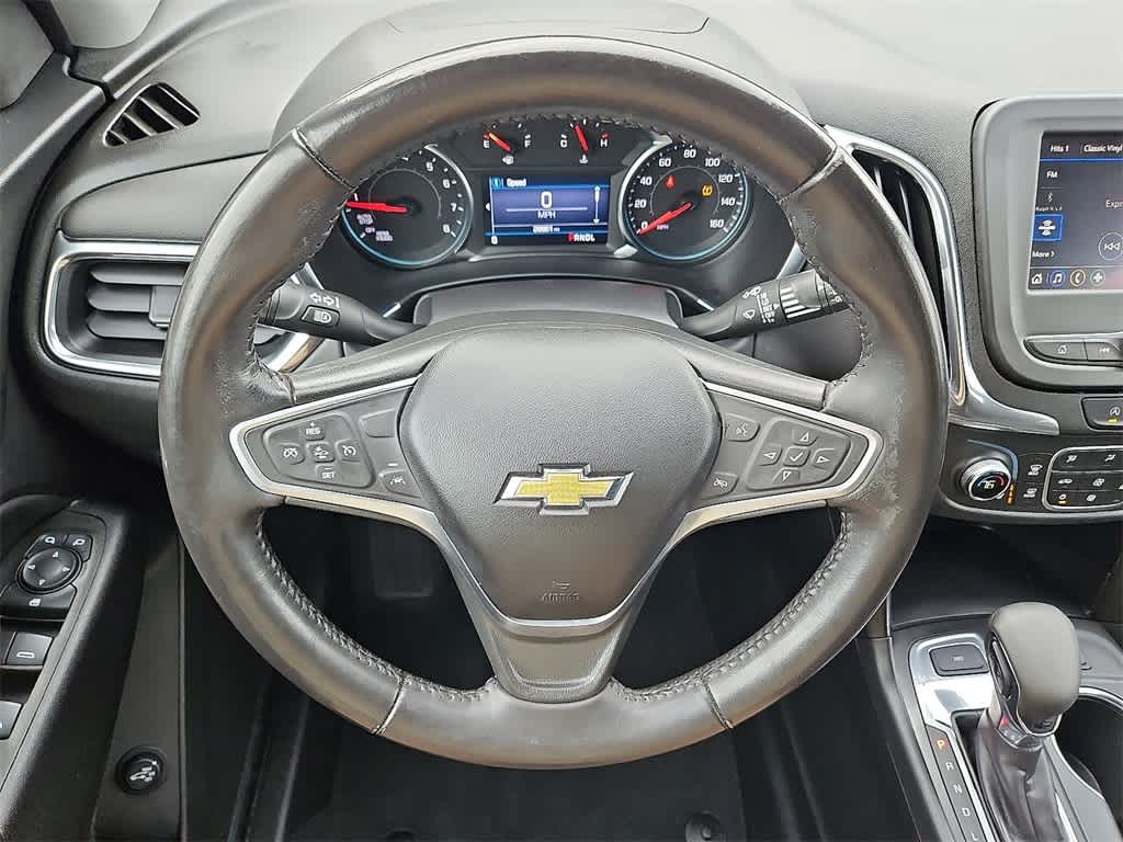 Thumbnail: 2022 Chevrolet Equinox - 16