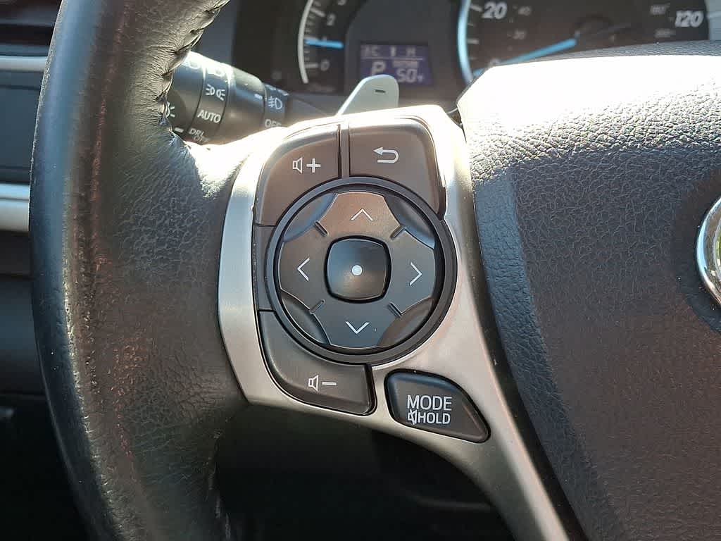 Thumbnail: 2014 Toyota Camry - 19