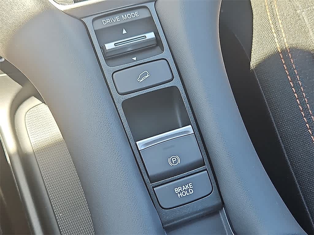 Thumbnail: 2026 Honda HR-V - 16