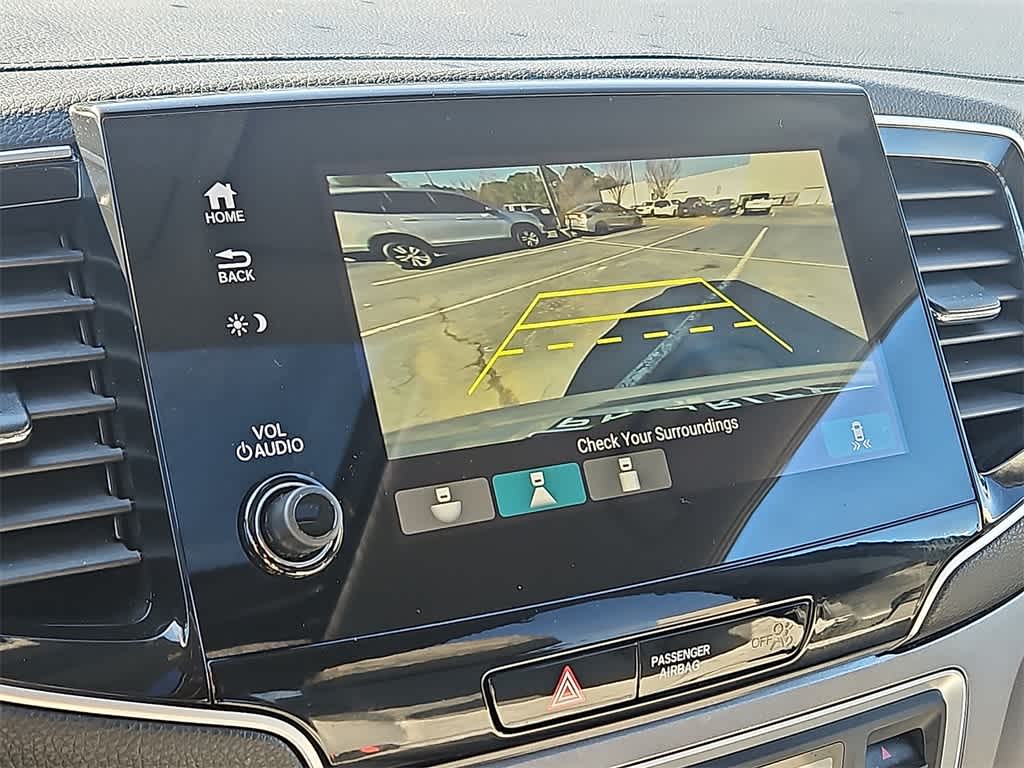 Thumbnail: 2019 Honda Pilot - 16