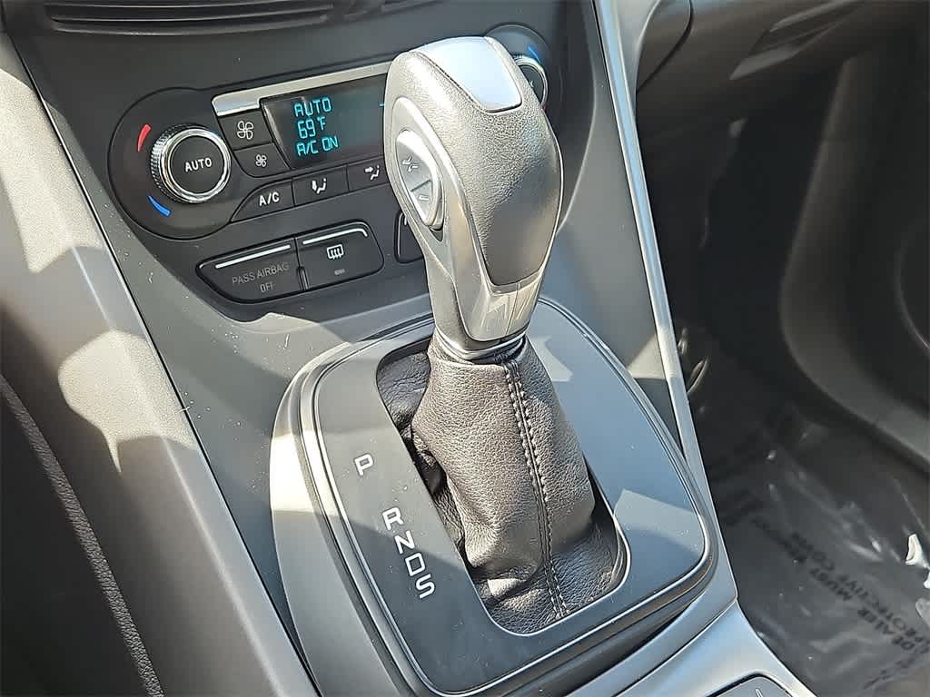 Thumbnail: 2014 Ford Escape - 15