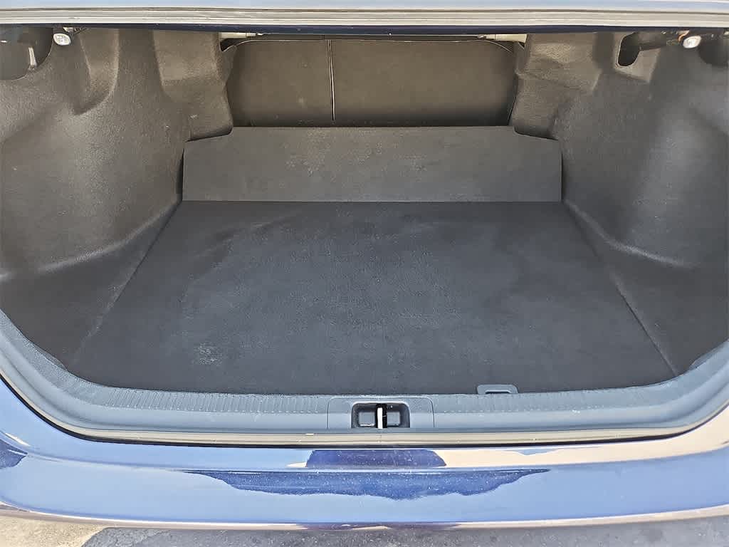 Thumbnail: 2022 Toyota Camry - 22