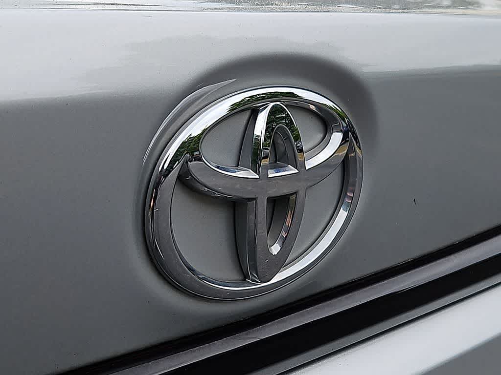 Thumbnail: 2021 Toyota Corolla - 27