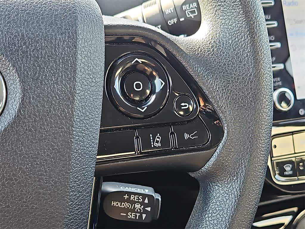 Thumbnail: 2022 Toyota Prius - 19