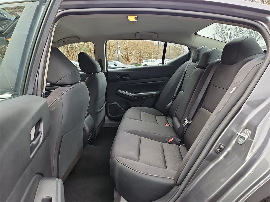 Thumbnail: 2024 Nissan Altima - 10