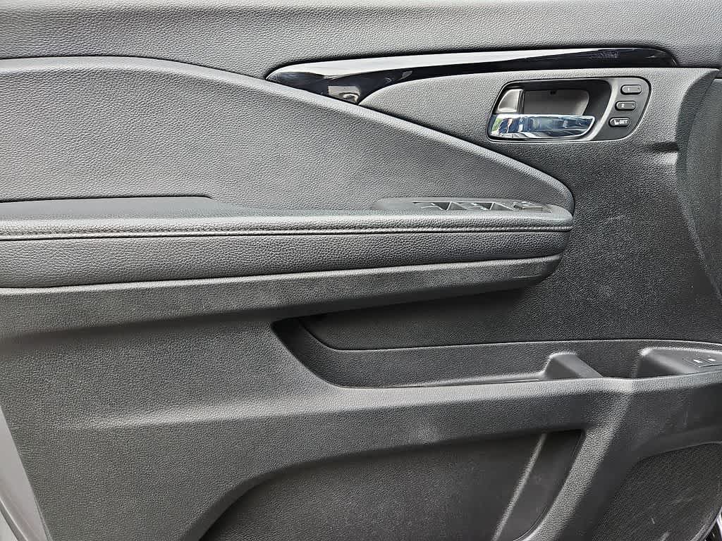 Thumbnail: 2021 Honda Pilot - 13