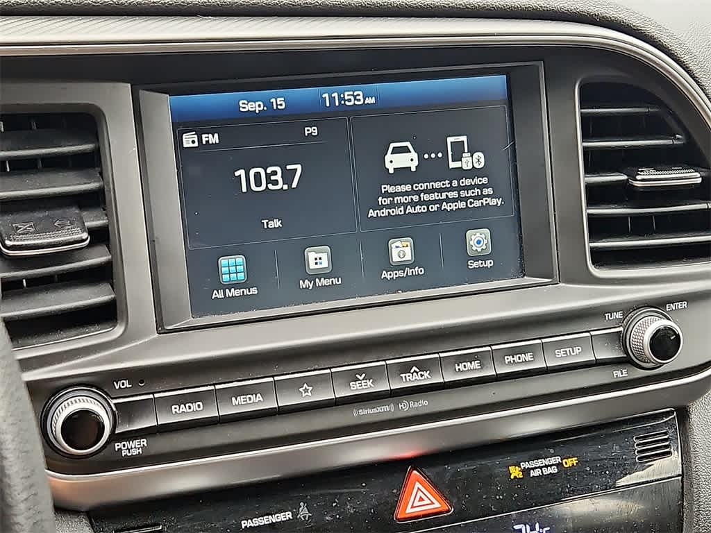 Thumbnail: 2020 Hyundai Elantra - 16