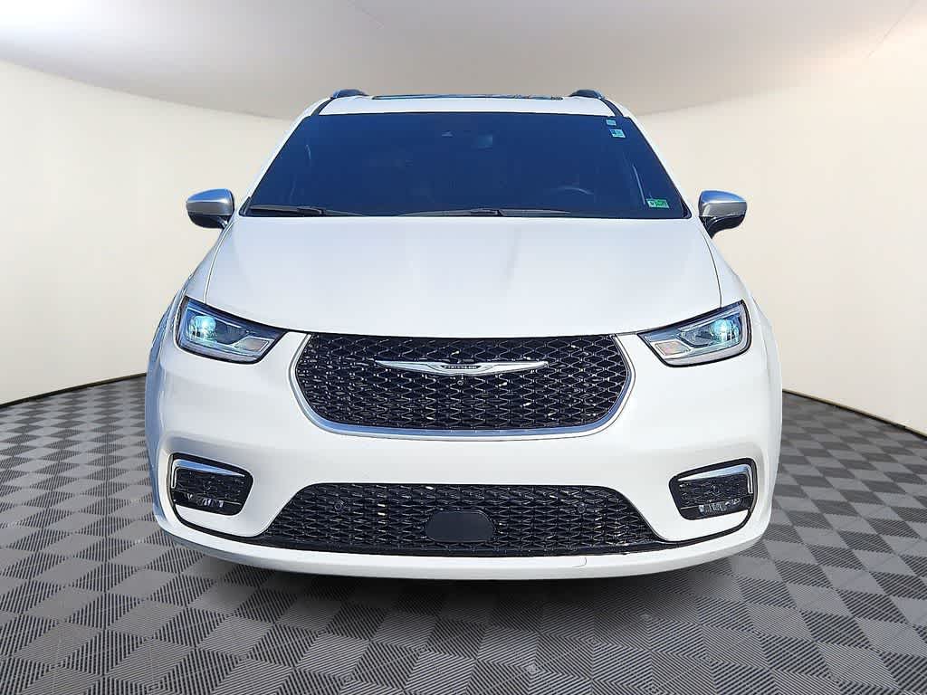 Thumbnail: 2023 Chrysler Pacifica - 2