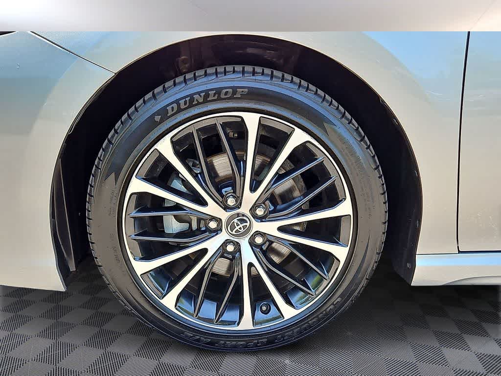 Thumbnail: 2020 Toyota Camry - 8