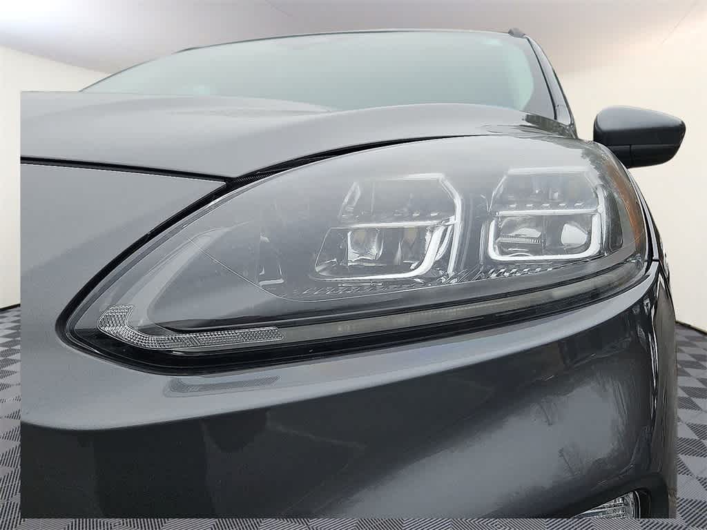 Thumbnail: 2021 Ford Escape - 7