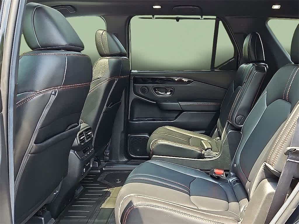 Thumbnail: 2025 Honda Pilot - 7