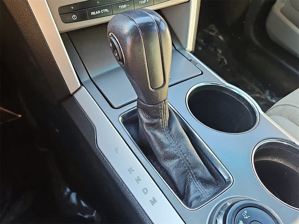 Thumbnail: 2014 Ford Explorer - 14