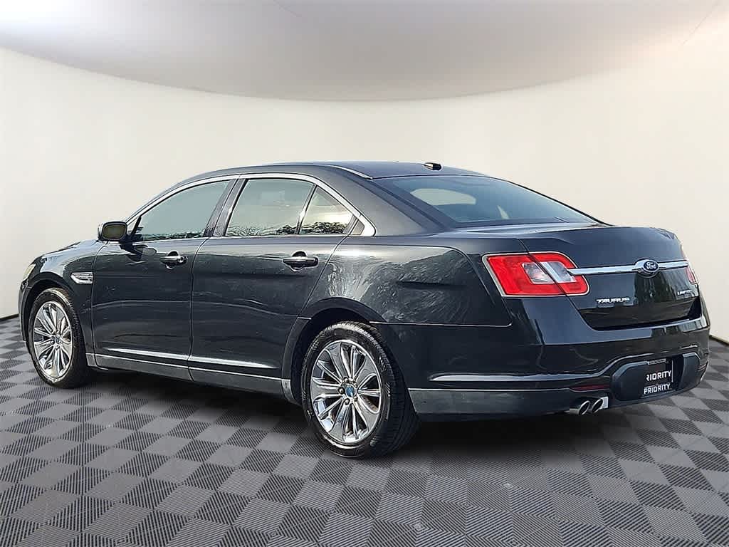 Thumbnail: 2011 Ford Taurus - 5