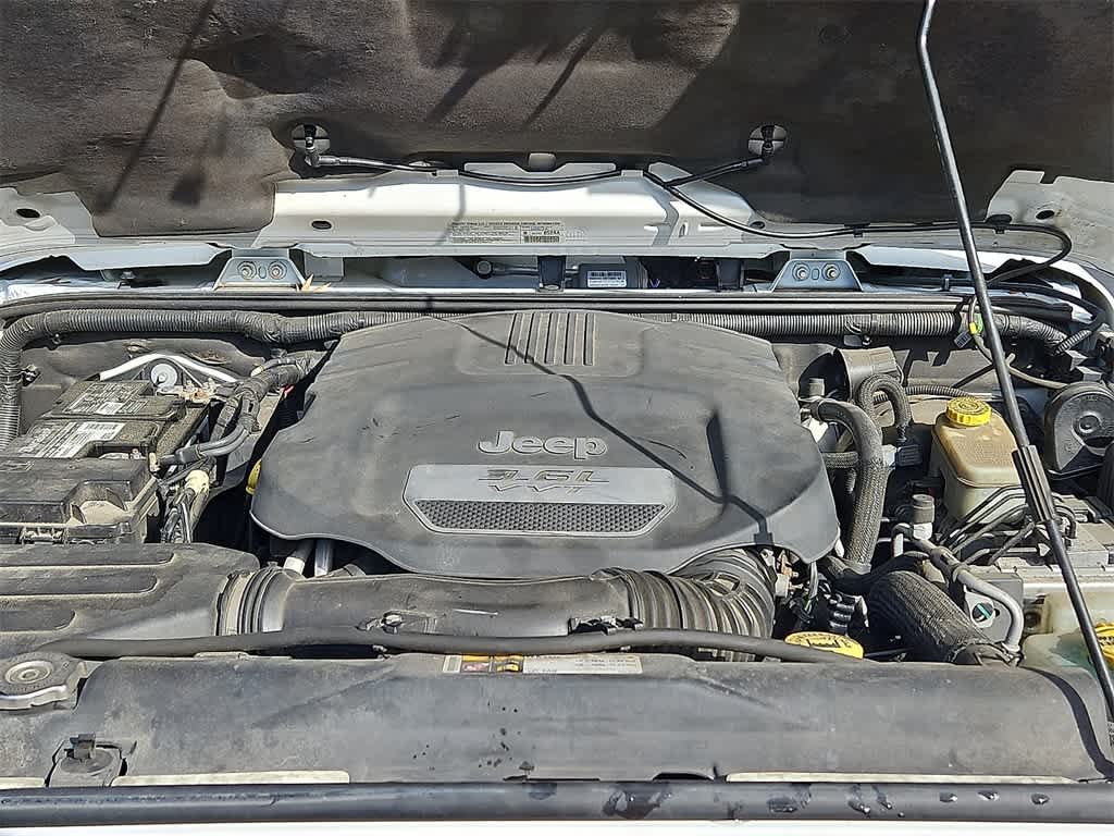 Thumbnail: 2013 Jeep Wrangler - 25