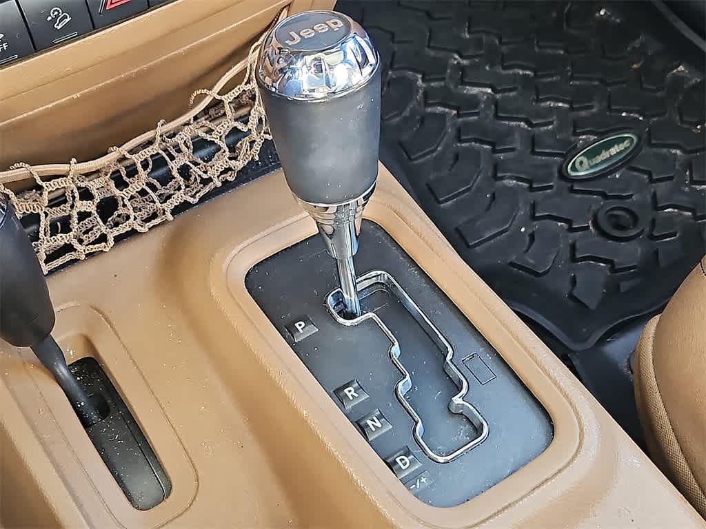 Thumbnail: 2013 Jeep Wrangler - 12