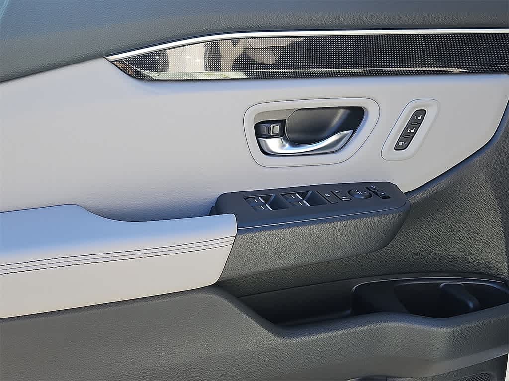 Thumbnail: 2025 Honda Pilot - 8