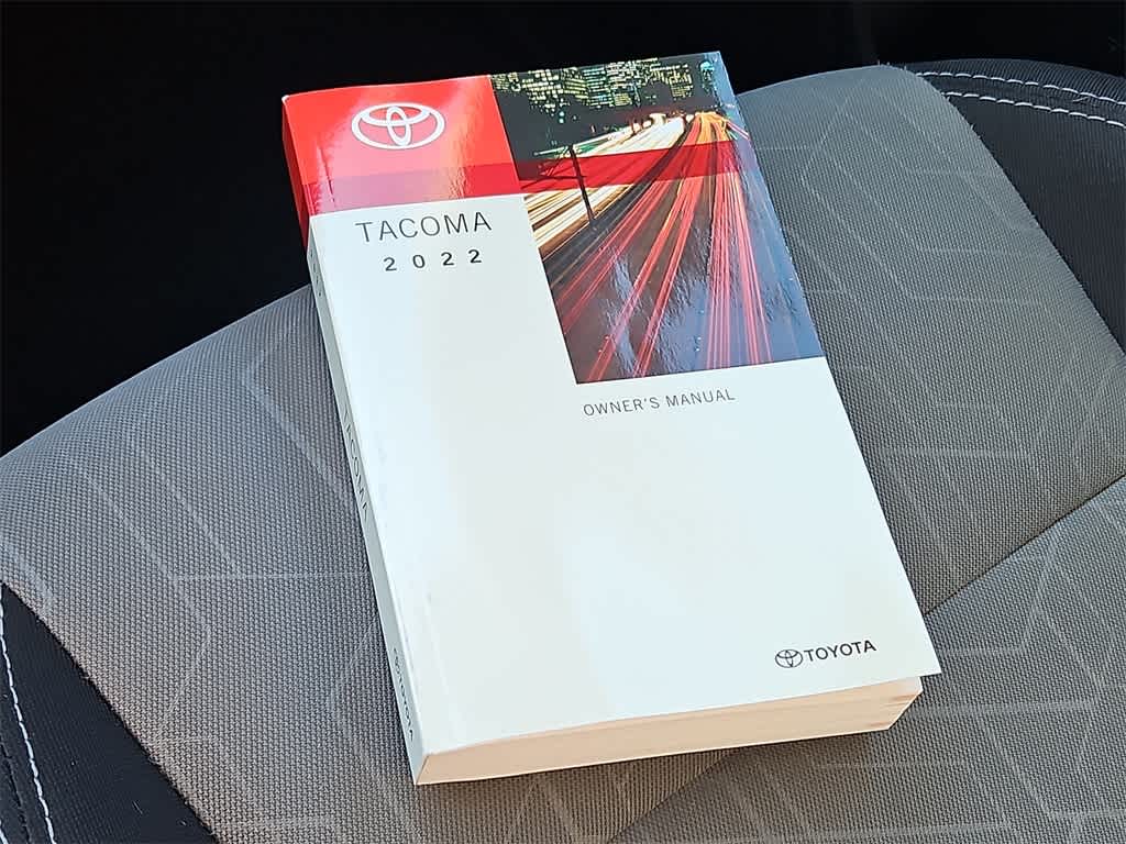 Thumbnail: 2022 Toyota Tacoma - 23