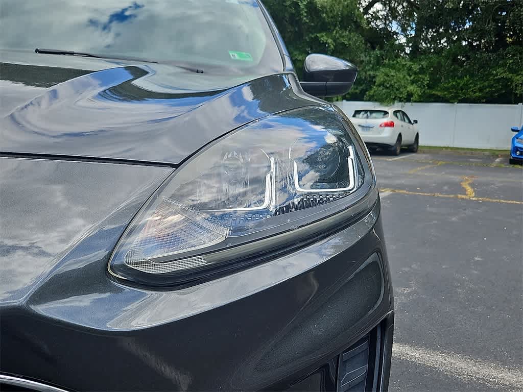 Thumbnail: 2020 Ford Escape - 9