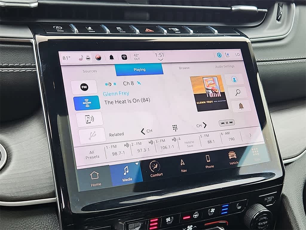 Thumbnail: 2022 Jeep Grand Cherokee - 19