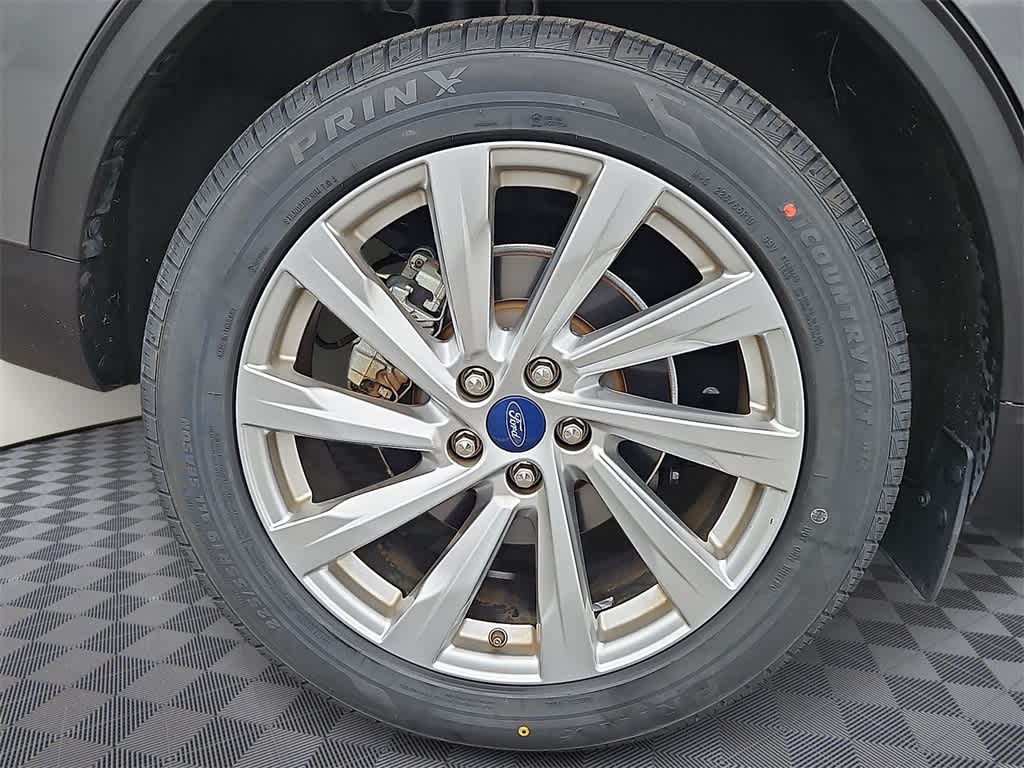 Thumbnail: 2021 Ford Escape - 6