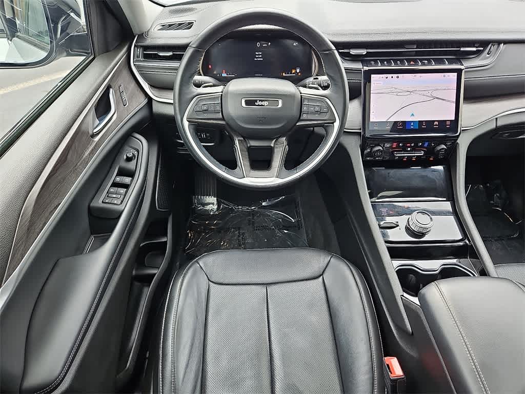 Thumbnail: 2022 Jeep Grand Cherokee - 12