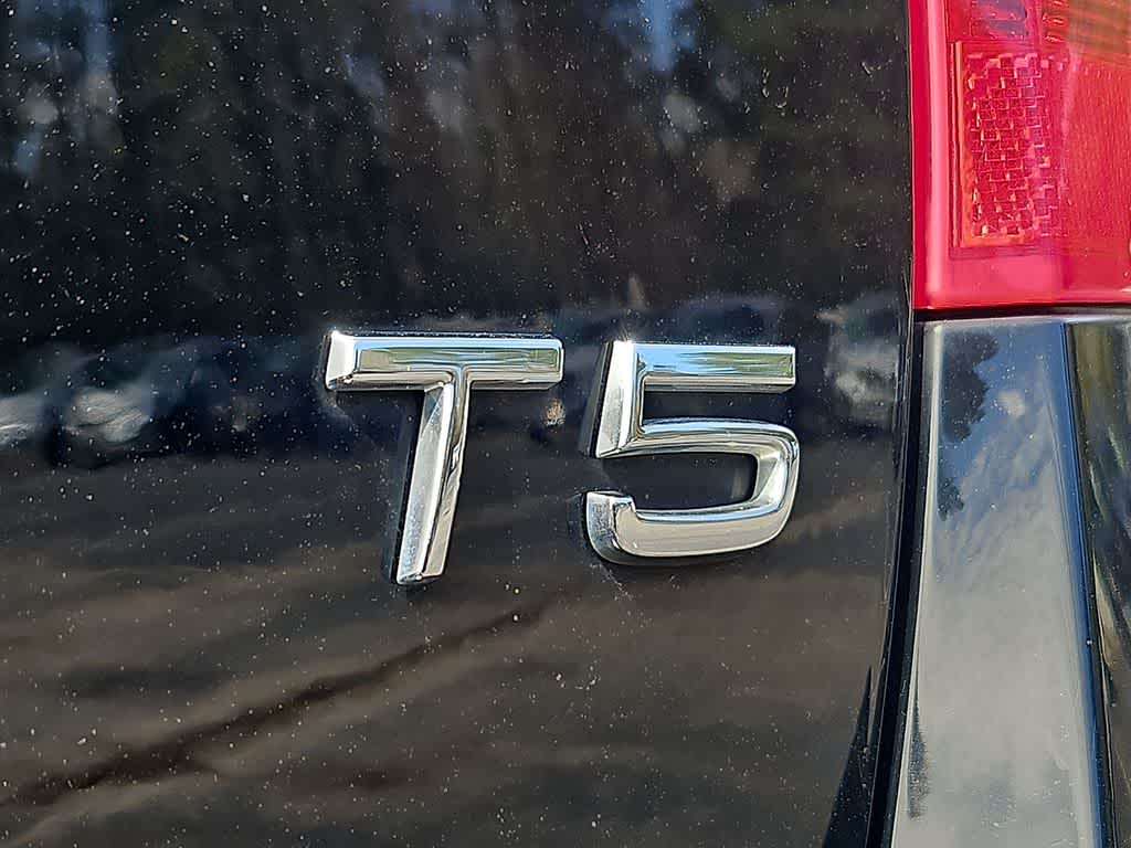 Thumbnail: 2015 Volvo V60 - 29