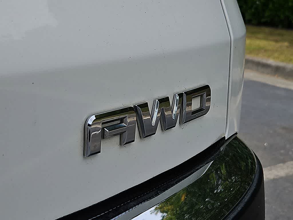 Thumbnail: 2012 GMC Acadia - 31