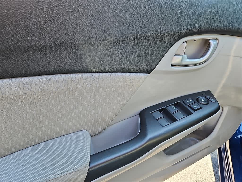 Thumbnail: 2015 Honda Civic - 9