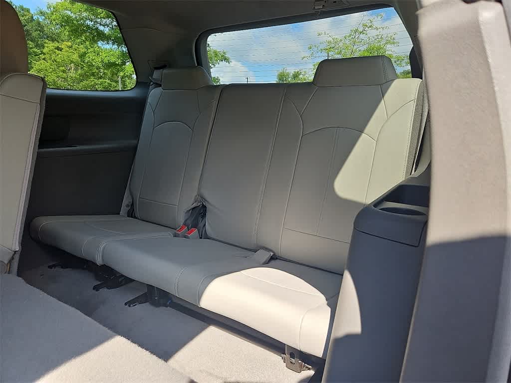 Thumbnail: 2015 GMC Acadia - 11
