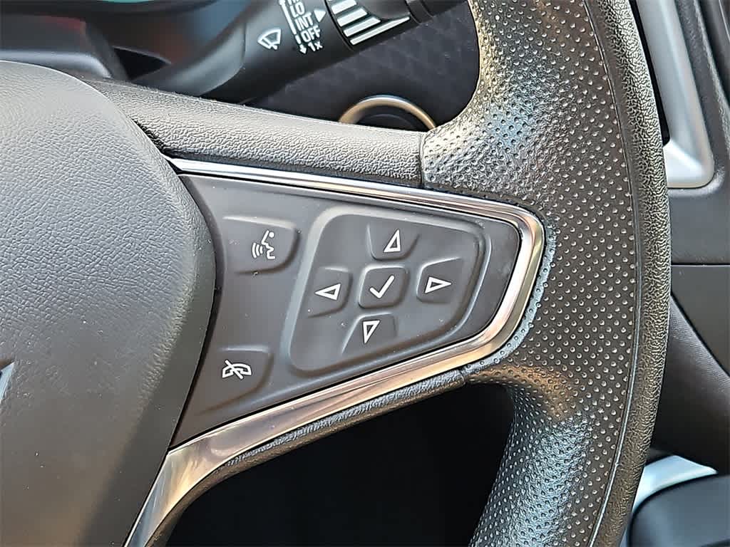 Thumbnail: 2023 Chevrolet Malibu - 19