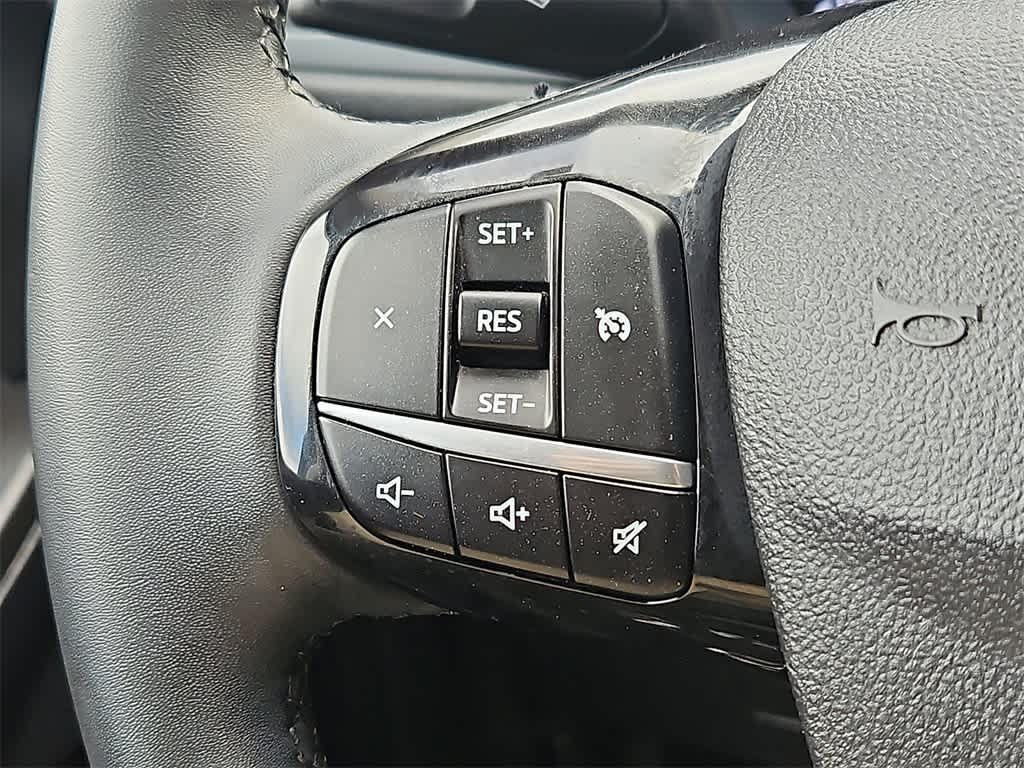 Thumbnail: 2021 Ford Escape - 16