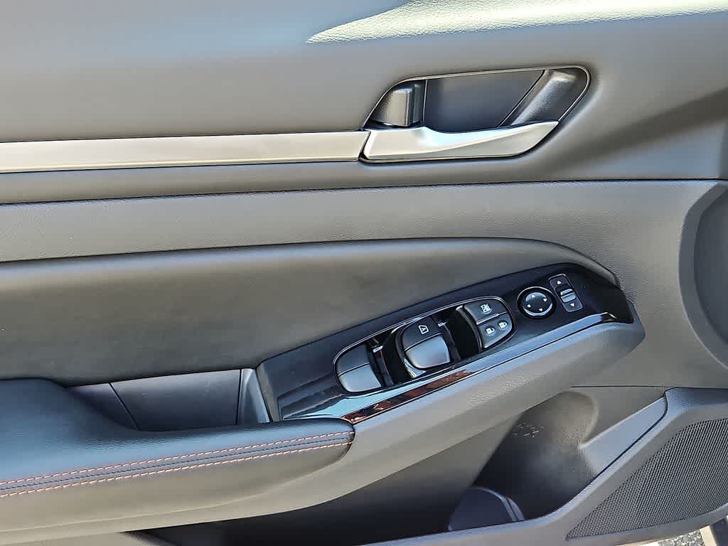 Thumbnail: 2025 Nissan Altima - 13