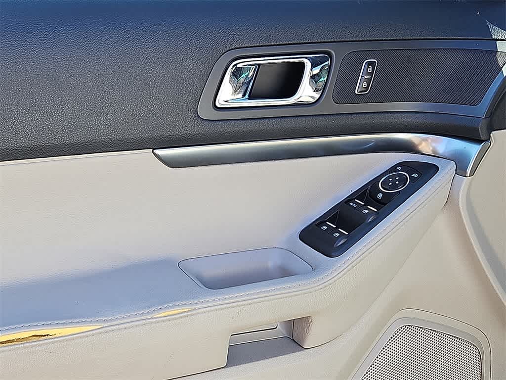 Thumbnail: 2014 Ford Explorer - 12