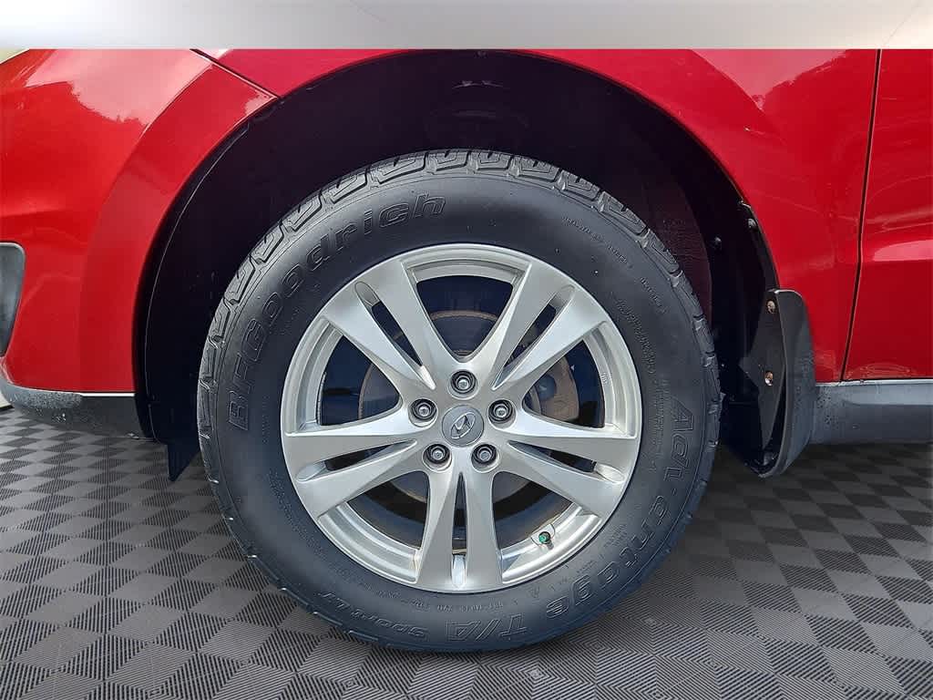 Thumbnail: 2012 Hyundai Santa Fe - 8