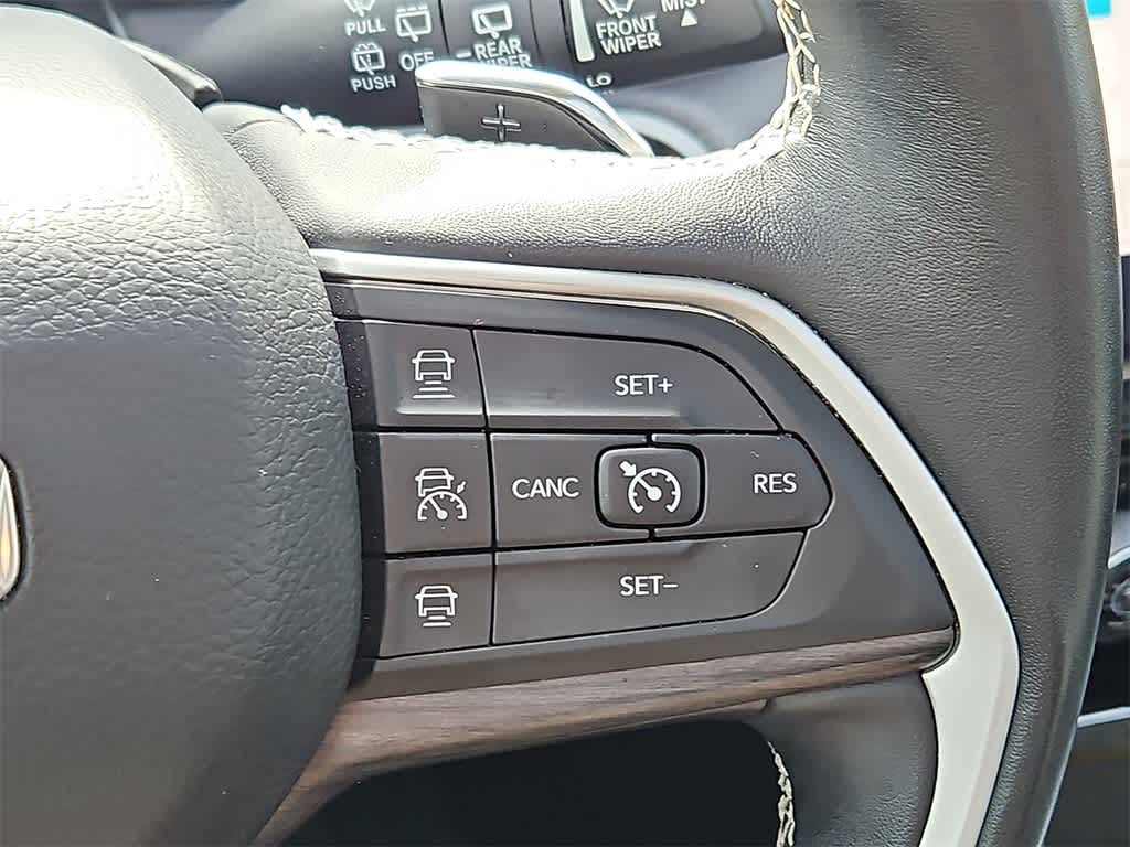 Thumbnail: 2022 Jeep Grand Cherokee - 23