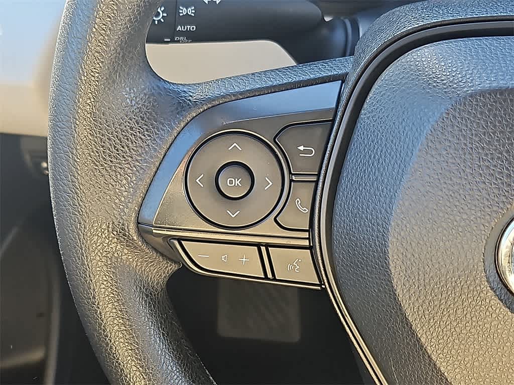 Thumbnail: 2022 Toyota Corolla - 17