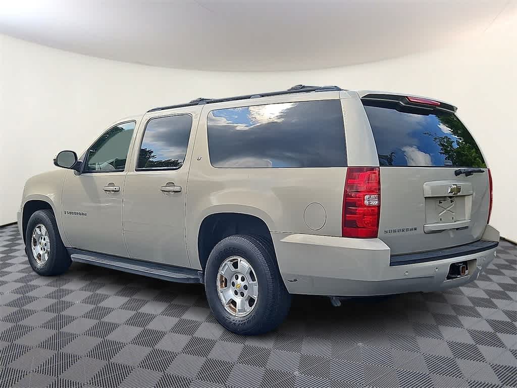 Thumbnail: 2009 Chevrolet Suburban - 6