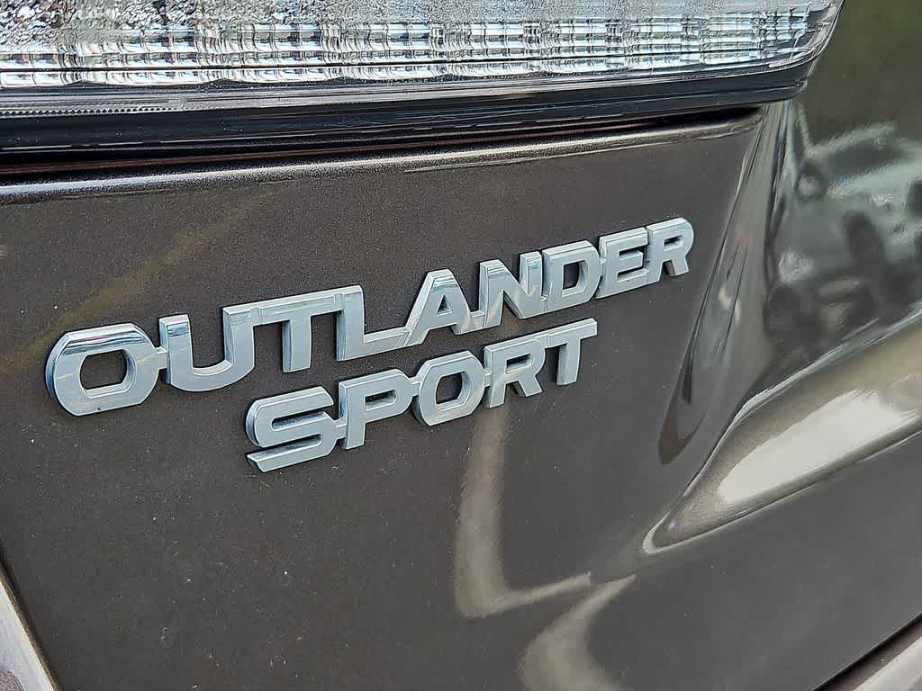 Thumbnail: 2020 Mitsubishi Outlander Sport - 28