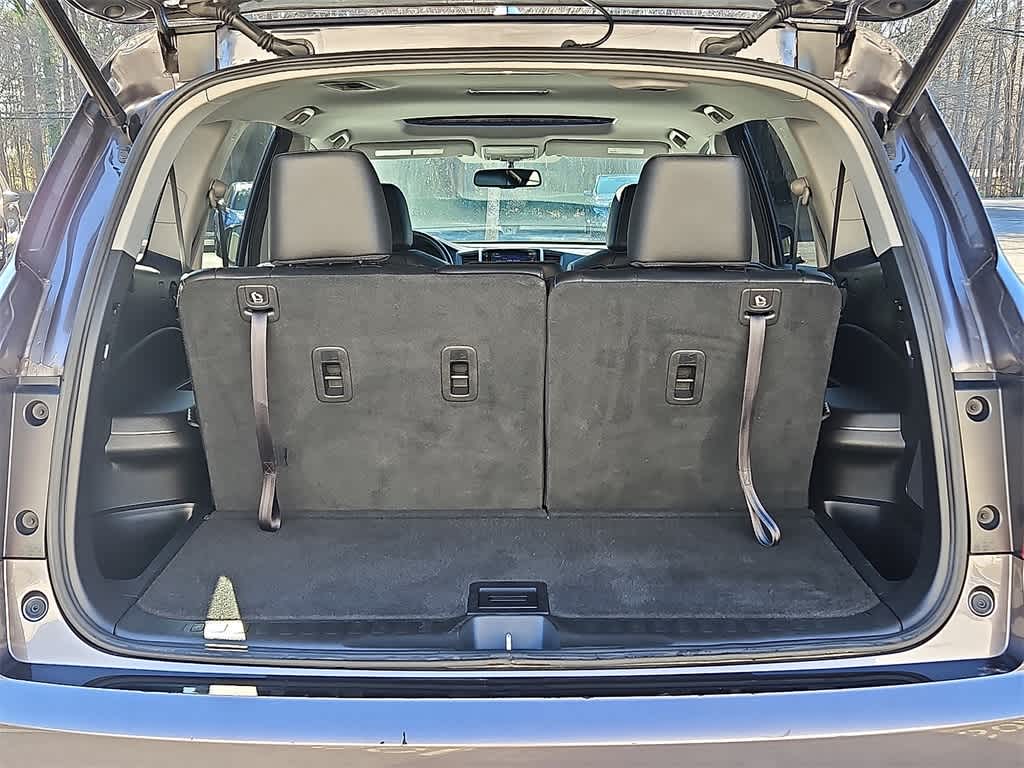 Thumbnail: 2017 Honda Pilot - 29