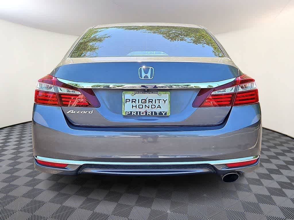 Thumbnail: 2017 Honda Accord - 5