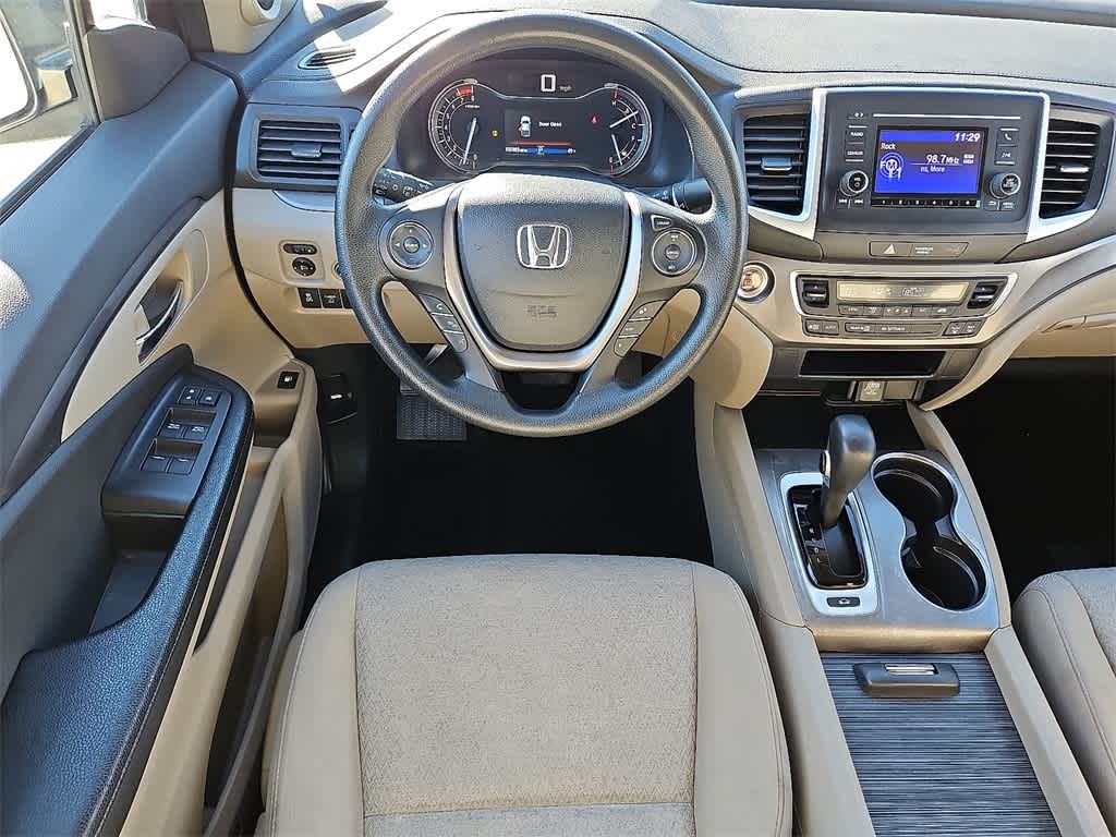 Thumbnail: 2017 Honda Ridgeline - 9