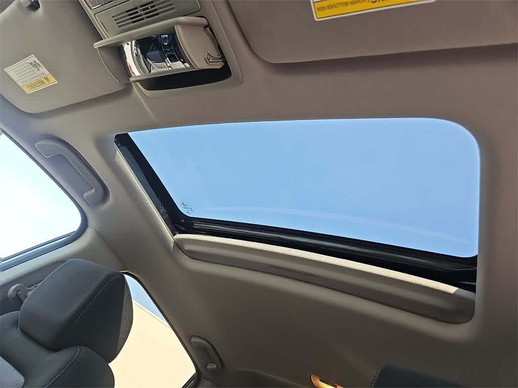 Thumbnail: 2022 Honda CR-V - 10